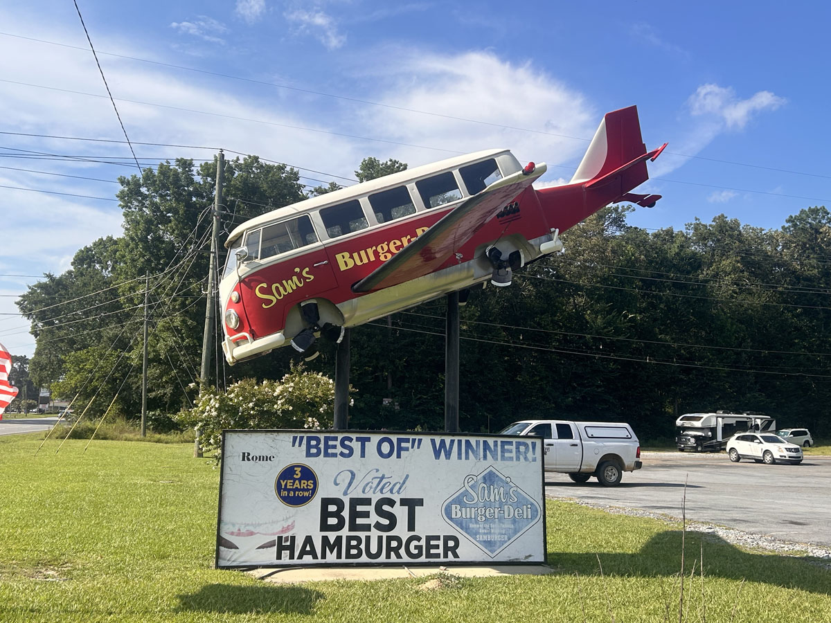Sam's burgers sign
