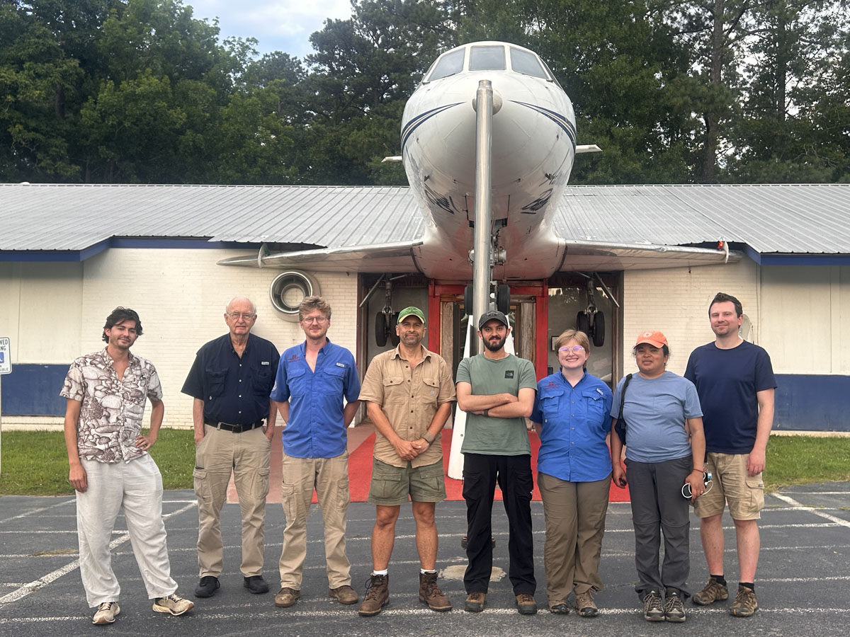 Cross Trip attendees in front of restaurant